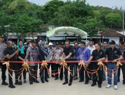 Petronas Resmikan 2 Program CSR di Sampang dan Tanam Bibit Mangrove