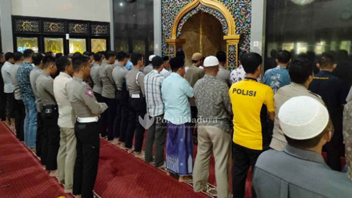 Salat Gaib Untuk Korban Gempa Cianjur