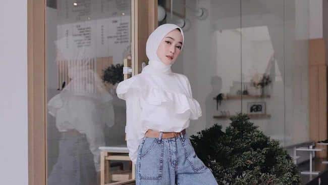 Wajib Kamu Miliki, Blouse Lengan Panjang Terkeren di Tahun 2022
