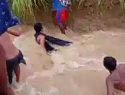 Pulang Sekolah, 2 Bocah Perempuan Tewas Terseret Arus Sungai