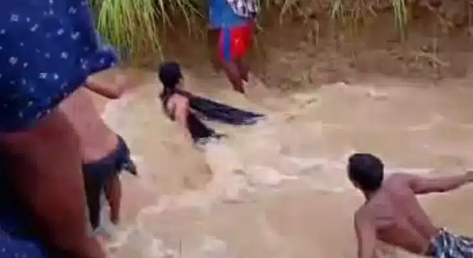 Pulang Sekolah, 2 Bocah Perempuan Tewas Terseret Arus Sungai