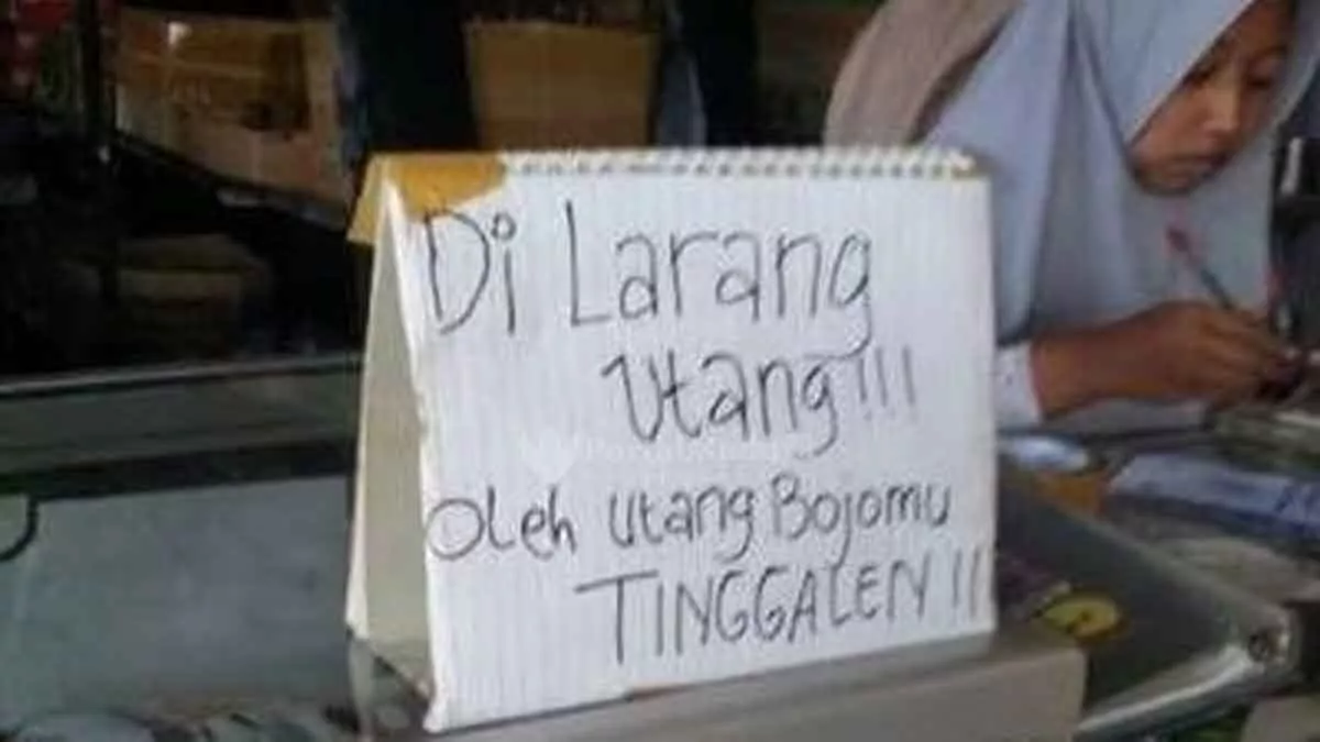 19 Spanduk Lucu, Absurdnya Bikin Geleng Kepala - Portalmadura.com 19 Spanduk Lucu, Absurdnya Bikin Geleng Kepala