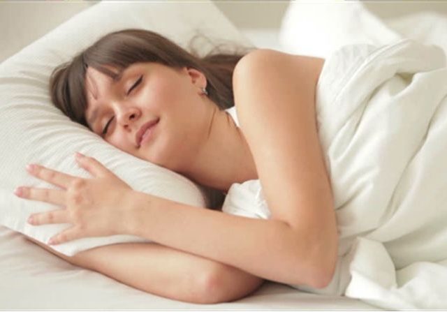 Stop Memakai Bra Pada Saat Tidur, Beresiko Tinggi bagi Kesehatan