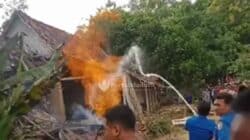 Sumur Bor Semburkan Api di Sampang