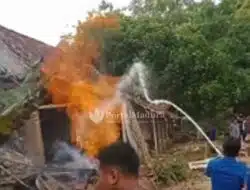 Sumur Bor Semburkan Api di Sampang