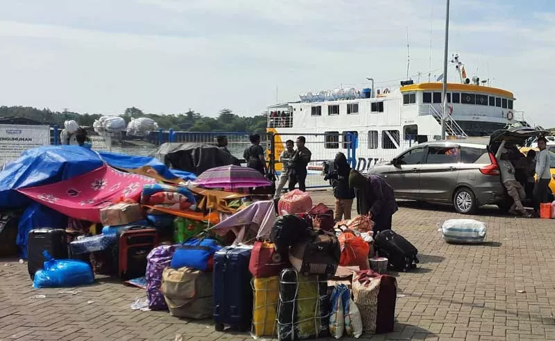Pemkab Sumenep Siapkan Kapal Cepat Pulangkan Calon Penumpang Tertahan