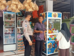Hukumnya Haram, Permainan Capit Boneka Menjamur di Sumenep