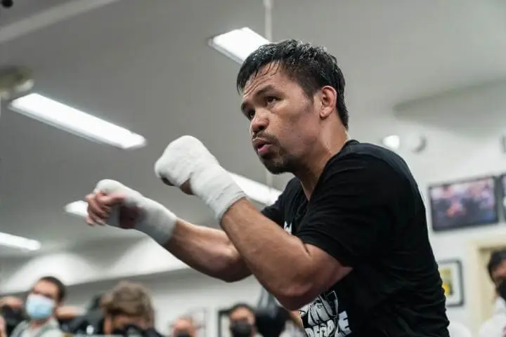 Manny Pacquiao Akan Naik Ring Lagi, Berpeluang Menantang Conor Benn atau Kell Brook
