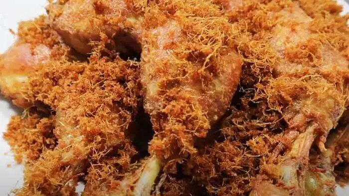 Resep Ayam Goreng Serundeng: Hidangan Khas Indonesia Yang Lezat ...