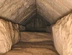 Koridor tersembunyi ditemukan di Piramida Giza