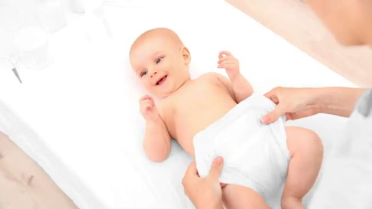 Jaga Kesehatan Kulit Bayi, Ganti Popoknya 2-3 Jam Sehari
