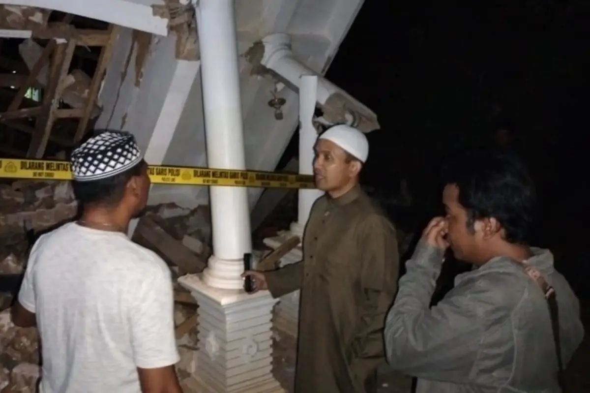 Bangunan Ambruk di Sumenep Diduga Akibat 17 Kilogram Obat Mercon Meledak