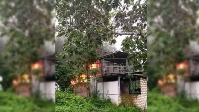 Resto Tok Patok di Ganding Kebakaran, Kerugian Puluhan Juita