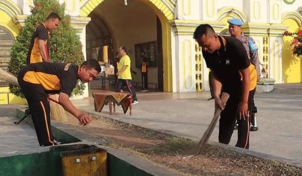 Satlantas Polres Sumenep Baksos Religi Sambut HUT ke-68 Lantas