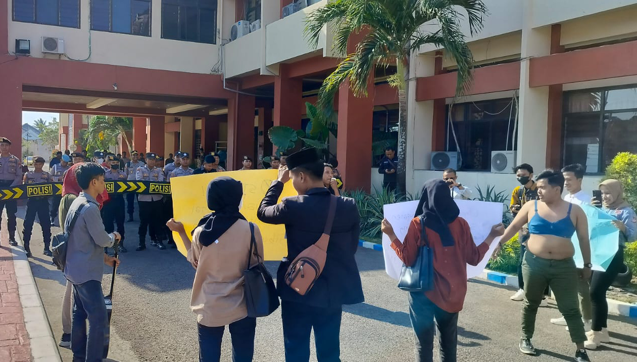 73 Personel Polisi Diterjunkan Pada Aksi FMPL Sumenep