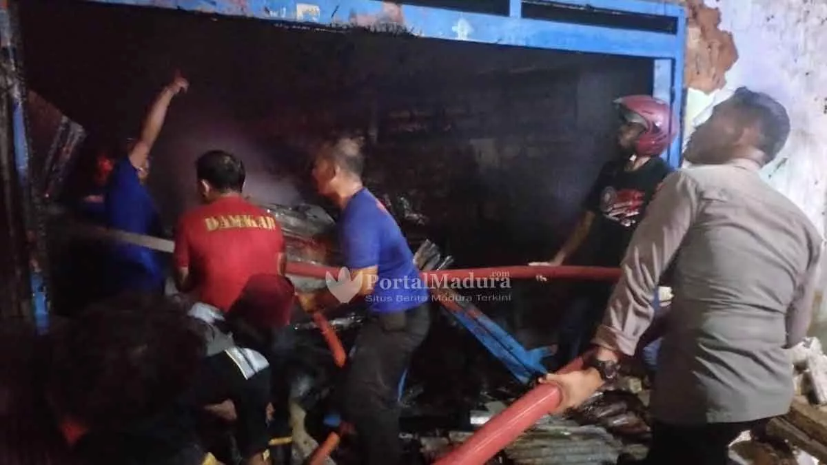 Kerugian Kebakaran Toko Mebel Sumenep Capai Rp80 Juta