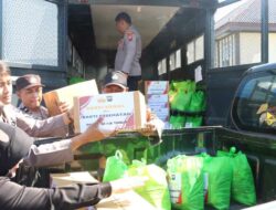 Polres Sumenep Salurkan Ratusan Paket Sembako Pada Warga