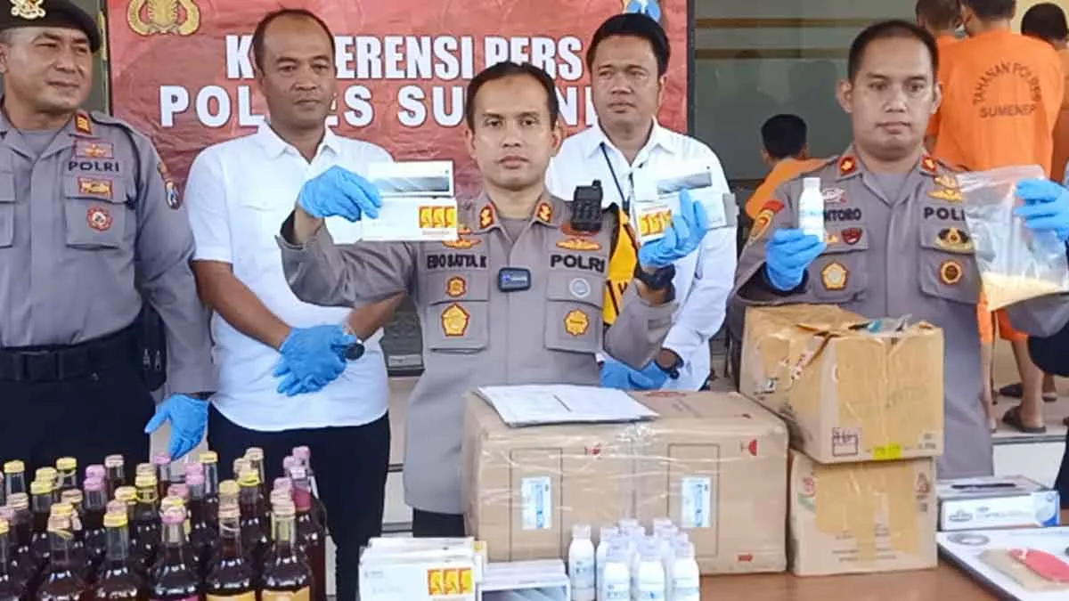 Fenomena Baru, Polisi Sumenep Ungkap Obat Batuk Dioplos dengan Alkohol