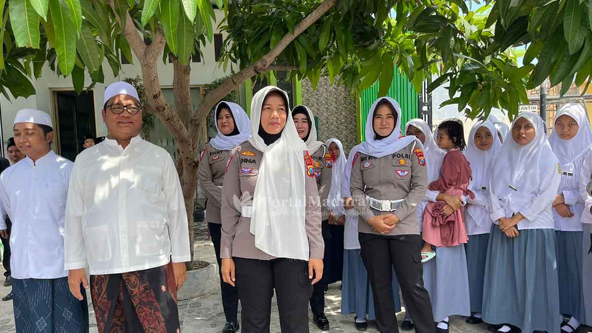 Mahameru Lantas, Polres Sumenep Edukasi Santri Tertib Berlalulintas