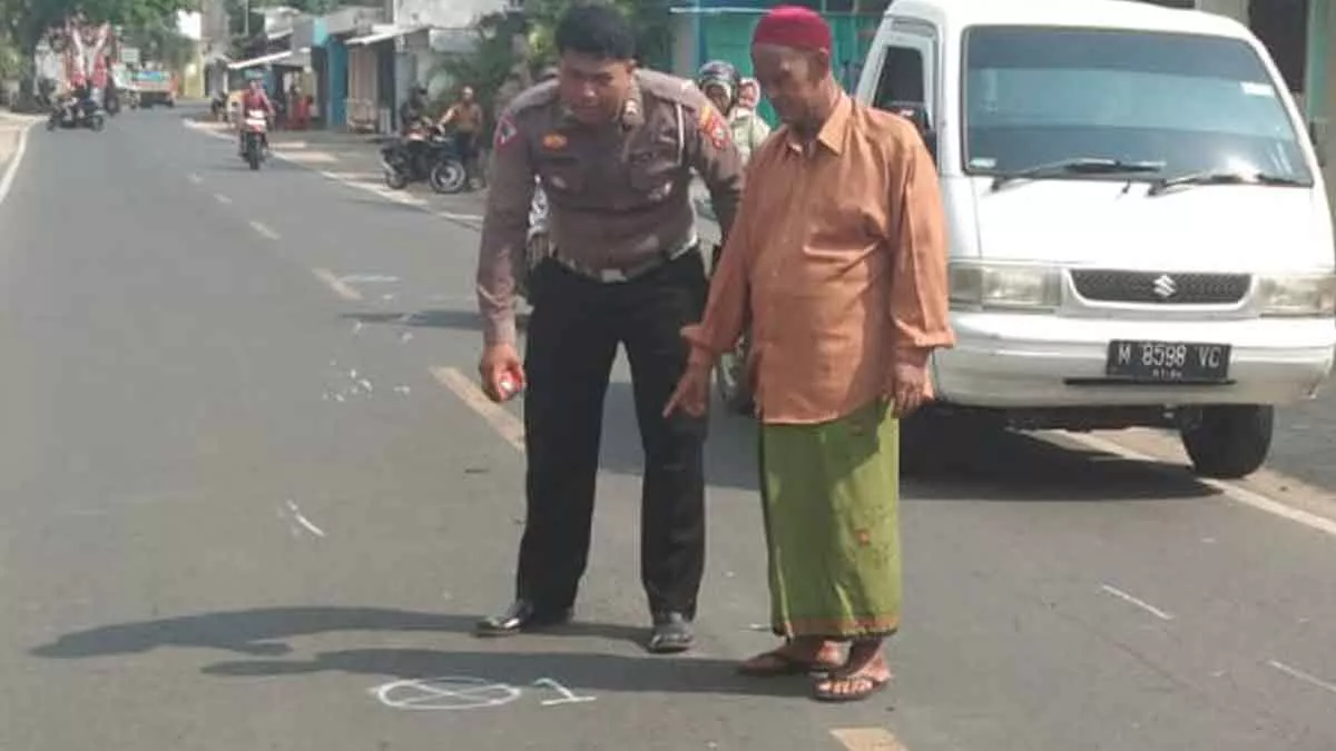 Pemotor Tewas Tabrakan di Jalan Raya Provinsi Marengan Daya