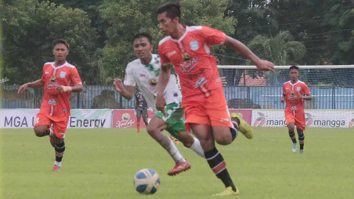 Hattrick Risdianto Membawa Persipro 1954 Cukur Pasuruan United