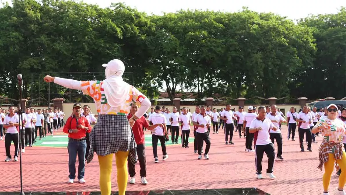 Jalin Sinergitas, Polres Sumenep dan TNI Gelar Olahraga Bersama