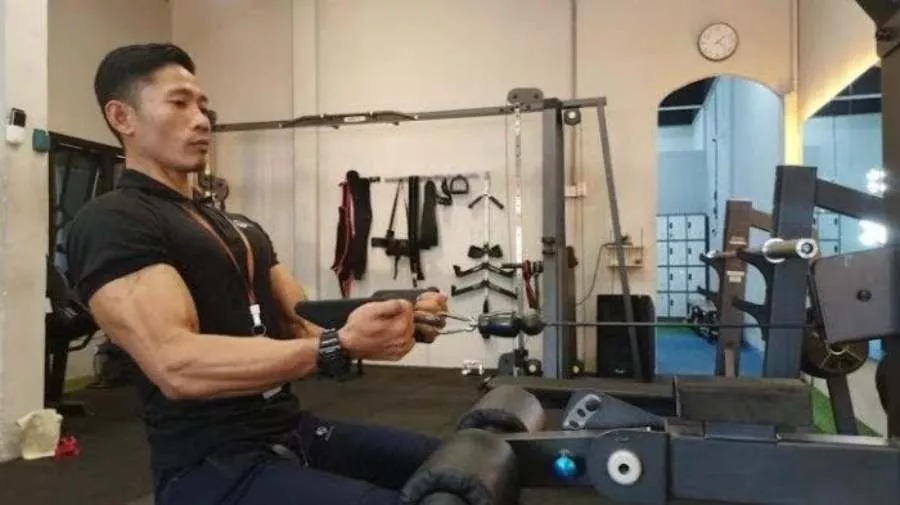 5 Alat Gym untuk Membentuk Otot yang Efektif, Auto Kekar!