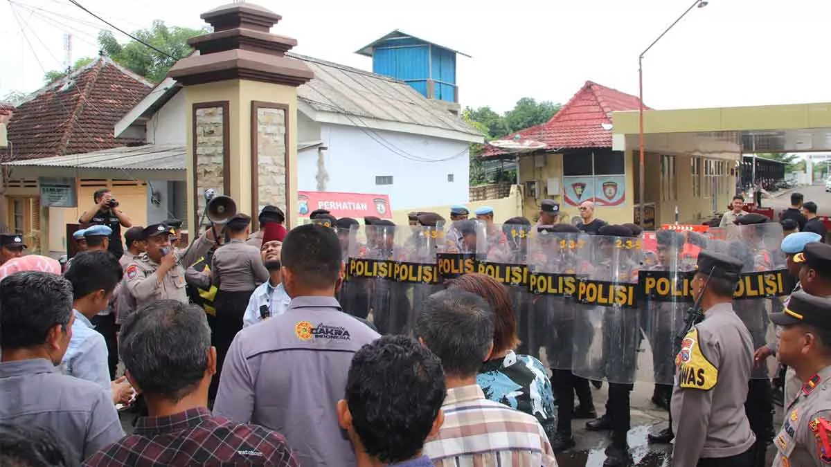 Hari Libur, Polres Sumenep Mendadak ‘Alarm Stelling’