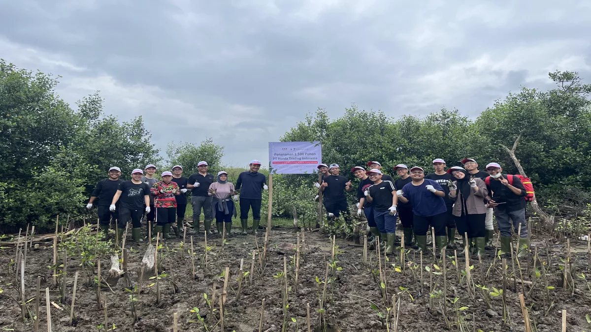 CSR PT Honda Trading: Tanam 1.500 Mangrove di Tangerang
