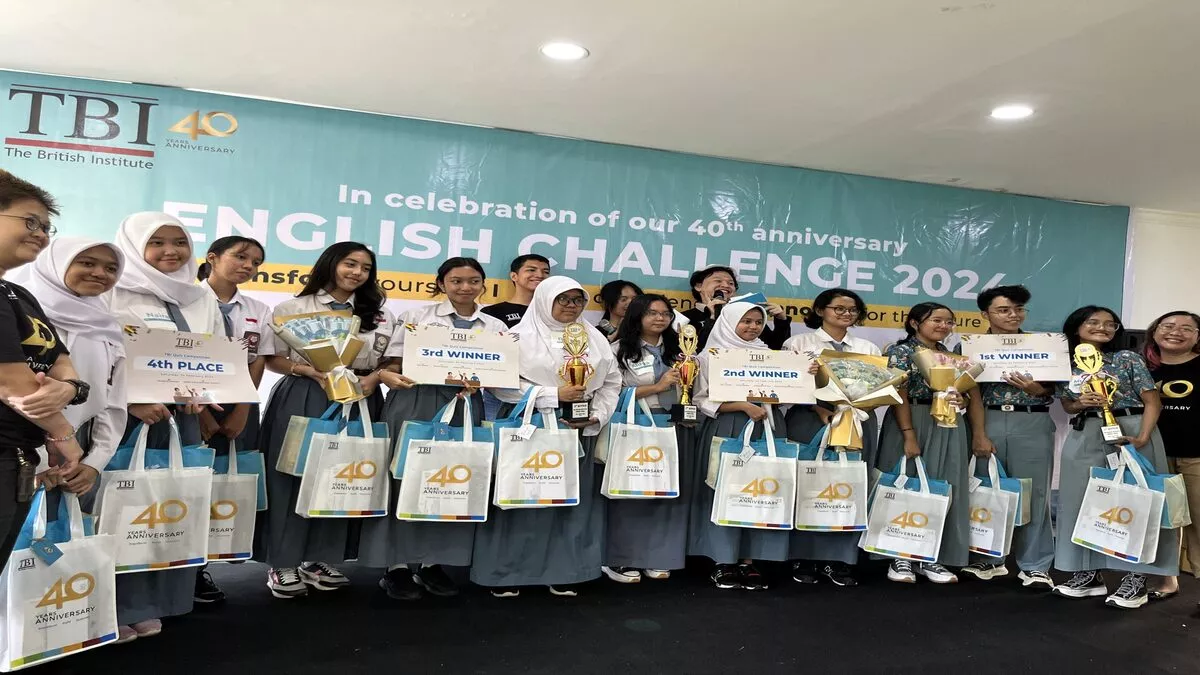 Perayaan Dan Pertandingan Bahasa Inggris Untuk Pemuda Indonesia Merayakan 40 Tahun Keberadaan The British Institute (Tbi) - Portalmadura.com Perayaan dan Pertandingan Bahasa Inggris untuk Pemuda Indonesia Merayakan 40 Tahun Keberadaan The British Institute (TBI)