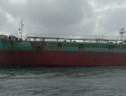 Kapal Tanker SPOB MT Seroja III Kandas di Sebelah Tanjung Tinggi Kangean Sumenep