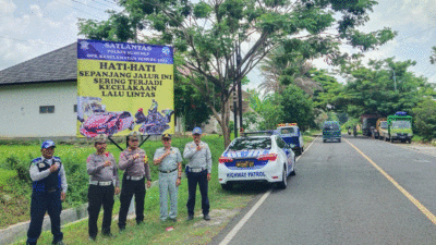 Rawan Laka, Satlantas Polres Sumenep Pasang Baliho Himbauan