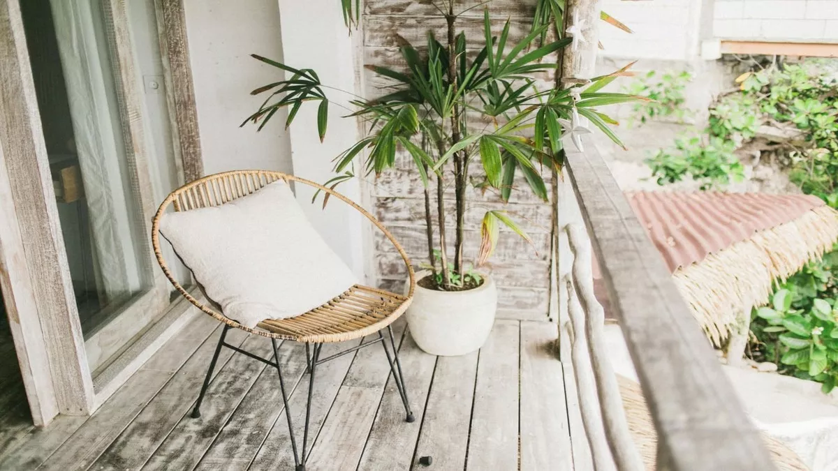 5 Desain Balkon Rumah Estetik yang Menginspirasi