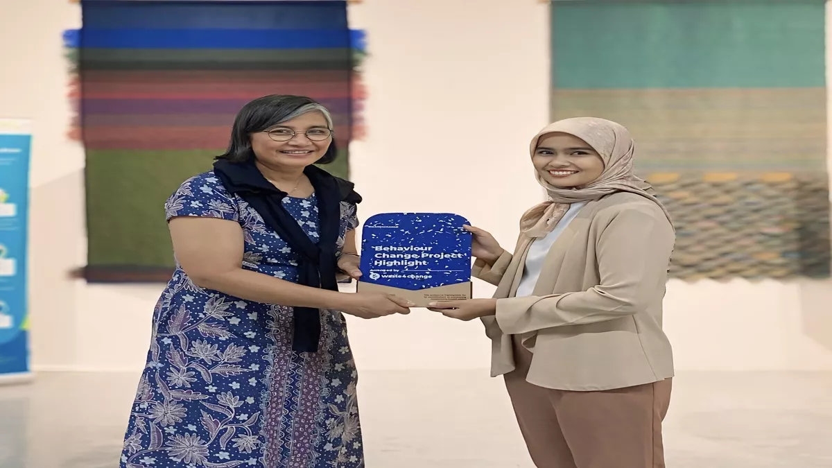 Penganugerahan Award4Change Di Hari Tanpa Sampah Sedunia 2024 - Portalmadura.com Penganugerahan Award4Change di Hari Tanpa Sampah Sedunia 2024