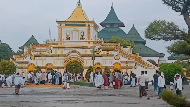 Masjid Jamik Sumenep Gelar Salat Id Pukul 06.00 WIB