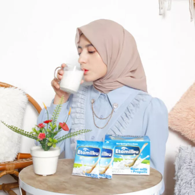 Susu Kambing Etamilku: Solusi Alami untuk Pernafasan dan Persendian