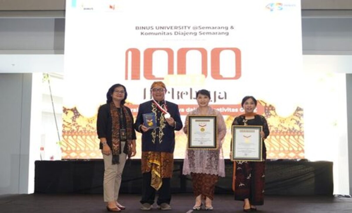 Generasi Z Rayakan Kebaya di Semarang