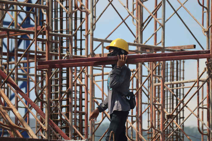 11 Strategi Cerdas Memilih Tukang Bangunan Terbaik untuk Proyek Renovasi Anda