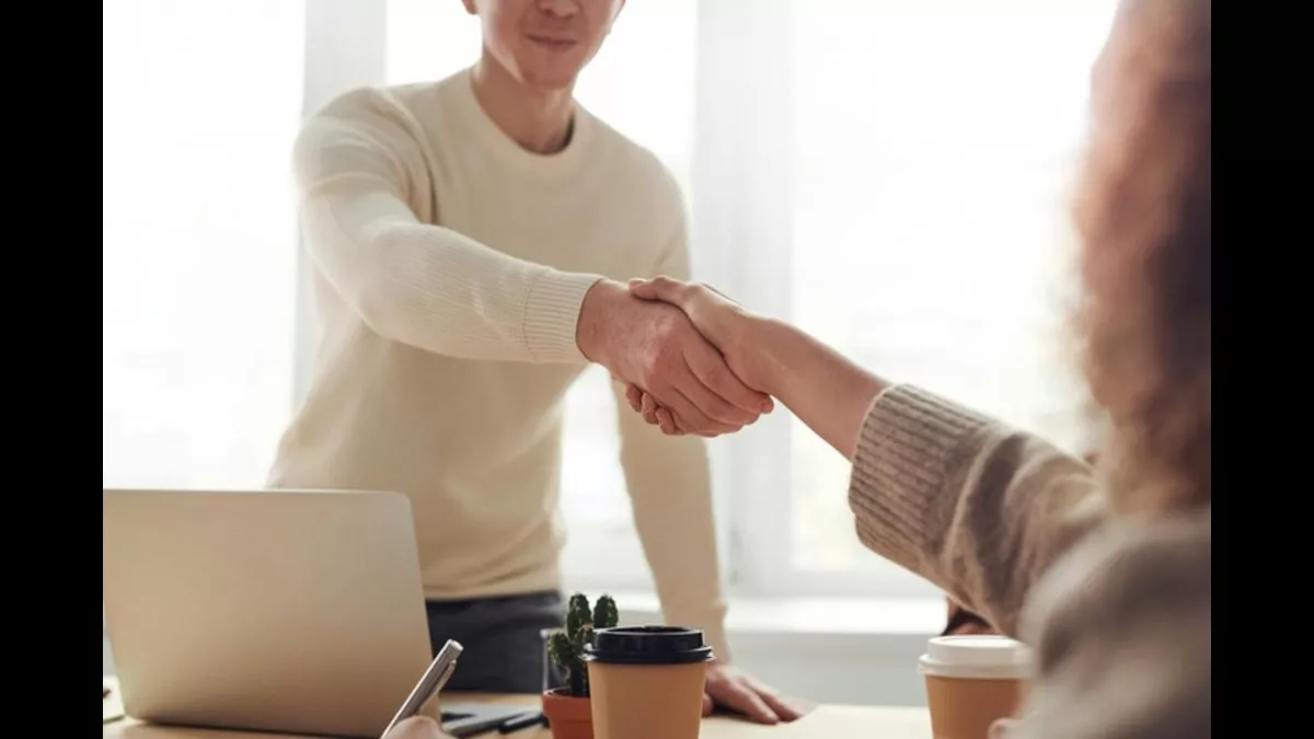 Strategi Efektif untuk Meningkatkan Omzet dari Program D’Consulting