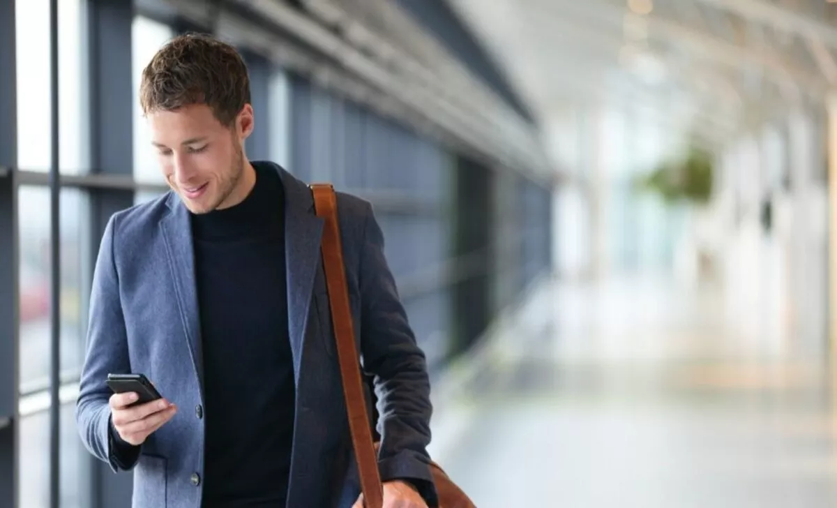 Memilih Antara KITAS dan Visa Bisnis untuk Bekerja di Indonesia