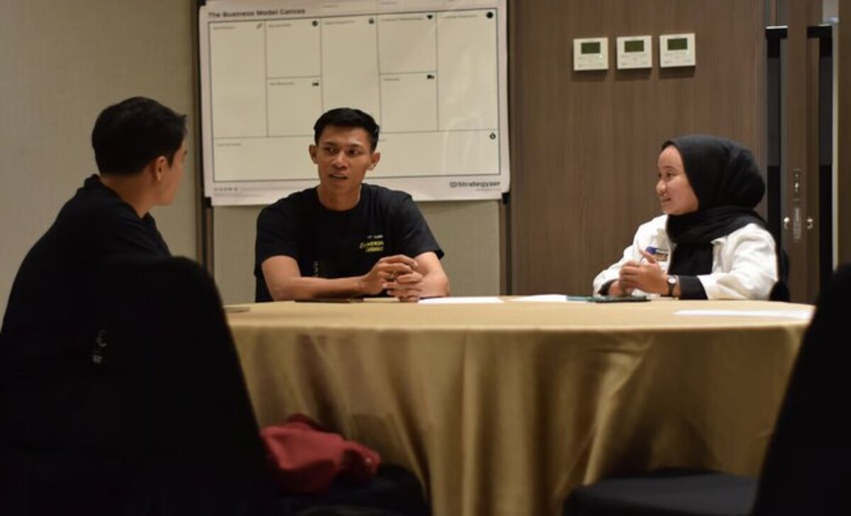 Maxy Academy dan UNESA Adakan Pelatihan BNSP untuk Desain Multimedia