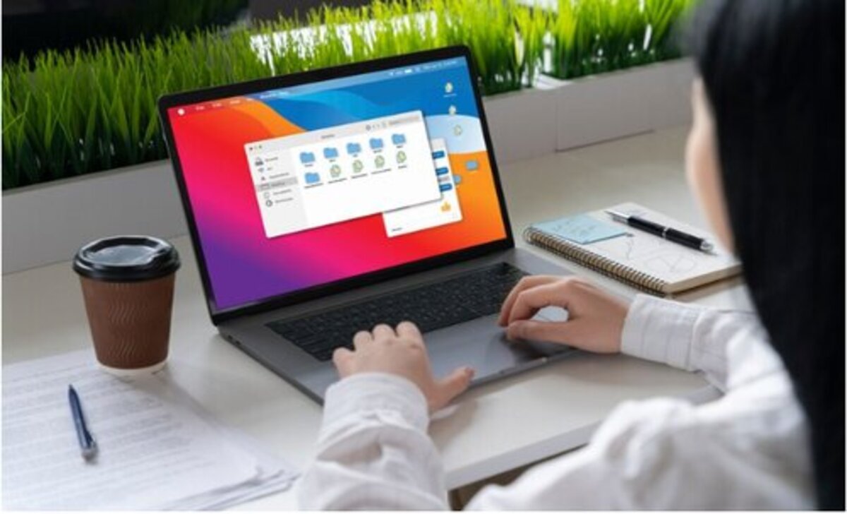 Panduan Mudah Mengunduh Aplikasi di Laptop