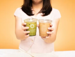Inovasi Menu di TwoThrds Coffee Senayan: Chocoberry dan Matchapresso dari Arummi Foods