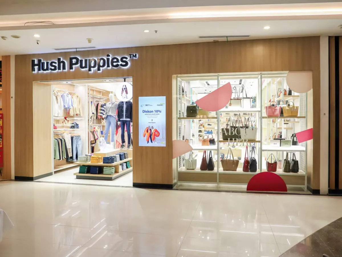 Pembukaan Kembali Hush Puppies Ayani Megamall Pontianak dengan Keuntungan 9to9card