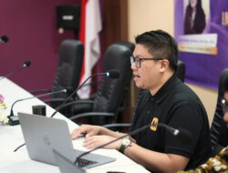 UNESA Gelar Wisuda MBKM, Siapkan Mahasiswa Hadapi Tantangan Global