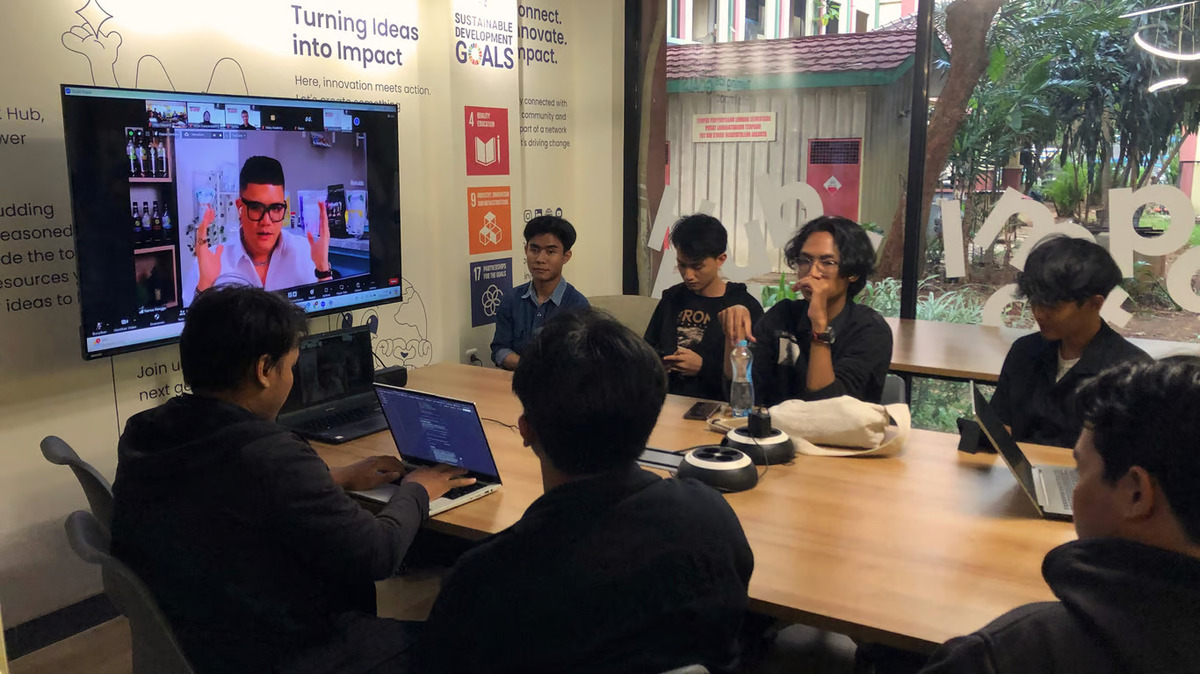 Dokumentasi Connecting Maxians (Sumber : Maxy Academy)