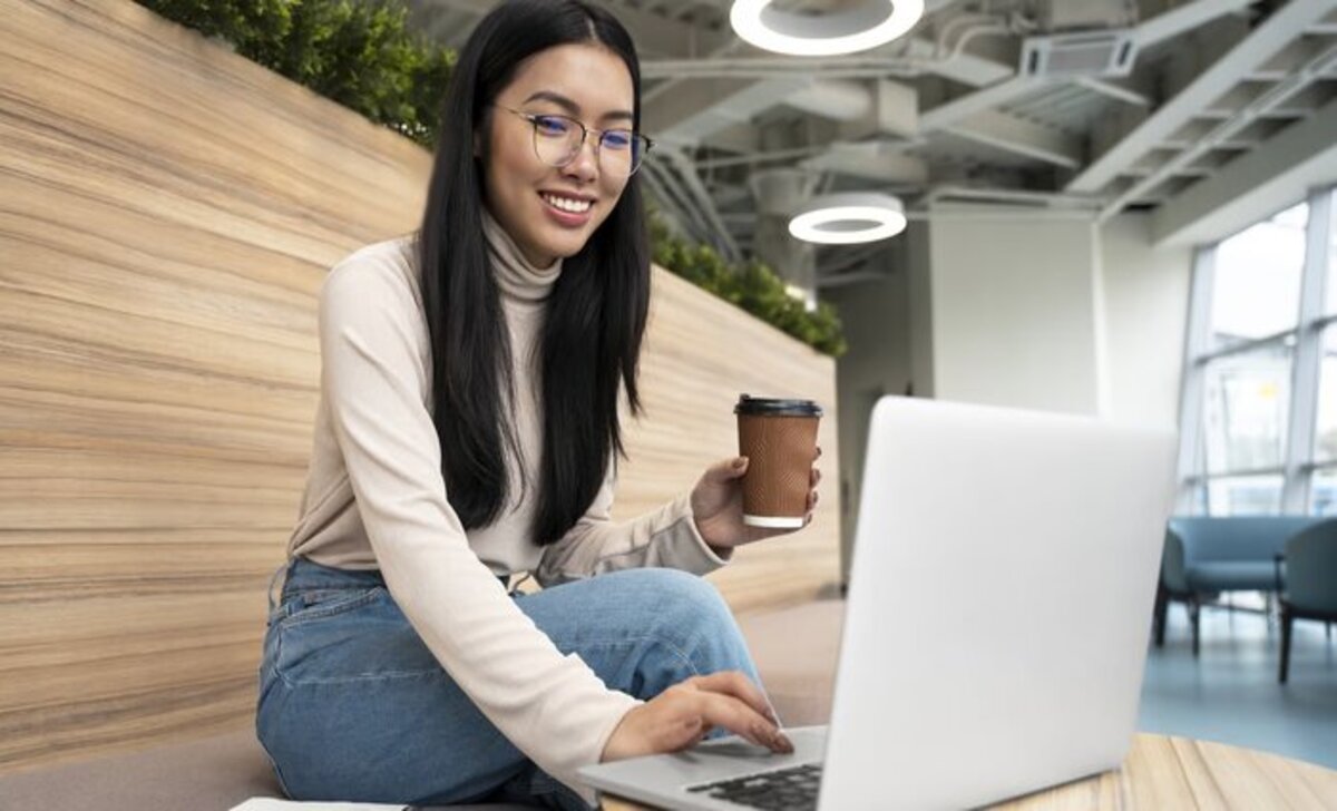 Penerapan Smart Office untuk Produktivitas Lebih Baik