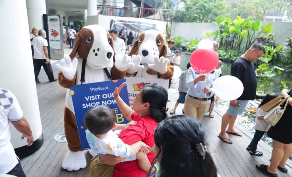 Weekend Seru Bersama Jason Hush Puppies, Belanja Makin Untung!