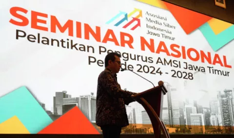 Pengurus AMSI Jatim Dilantik, Wakil Wamen Komdigi Beberkan Hal Ini
