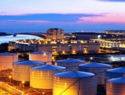 Harga Minyak WTI Menguat Tipis, Didukung Geopolitik dan Permintaan Tiongkok